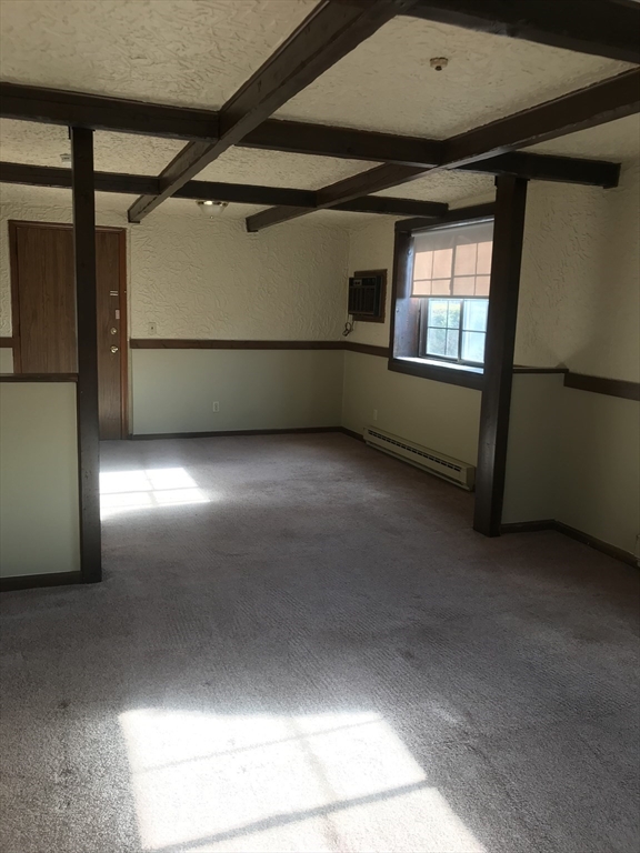 75 Winthrop St, Everett