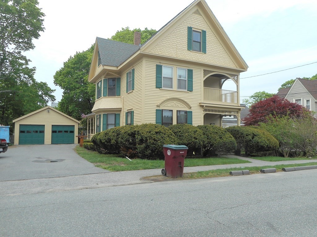 16 Forest St, Middleboro