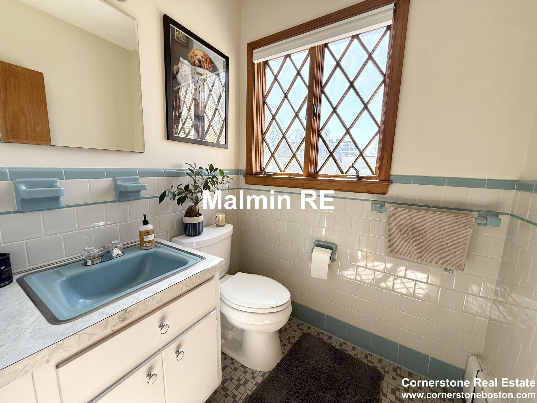 920 East 4th St, South Boston