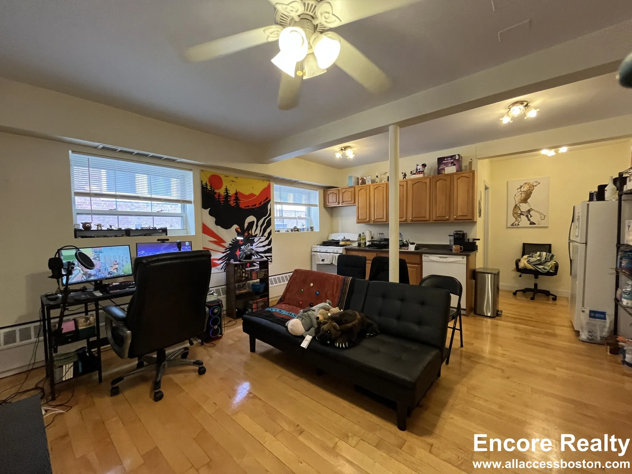 1555 Beacon St, Brookline