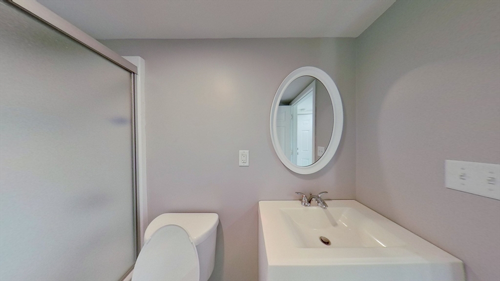 15 Leedsville, Dorchester