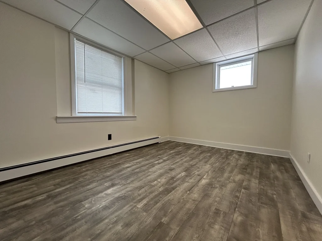 200 Main Street Apt 1, Spencer