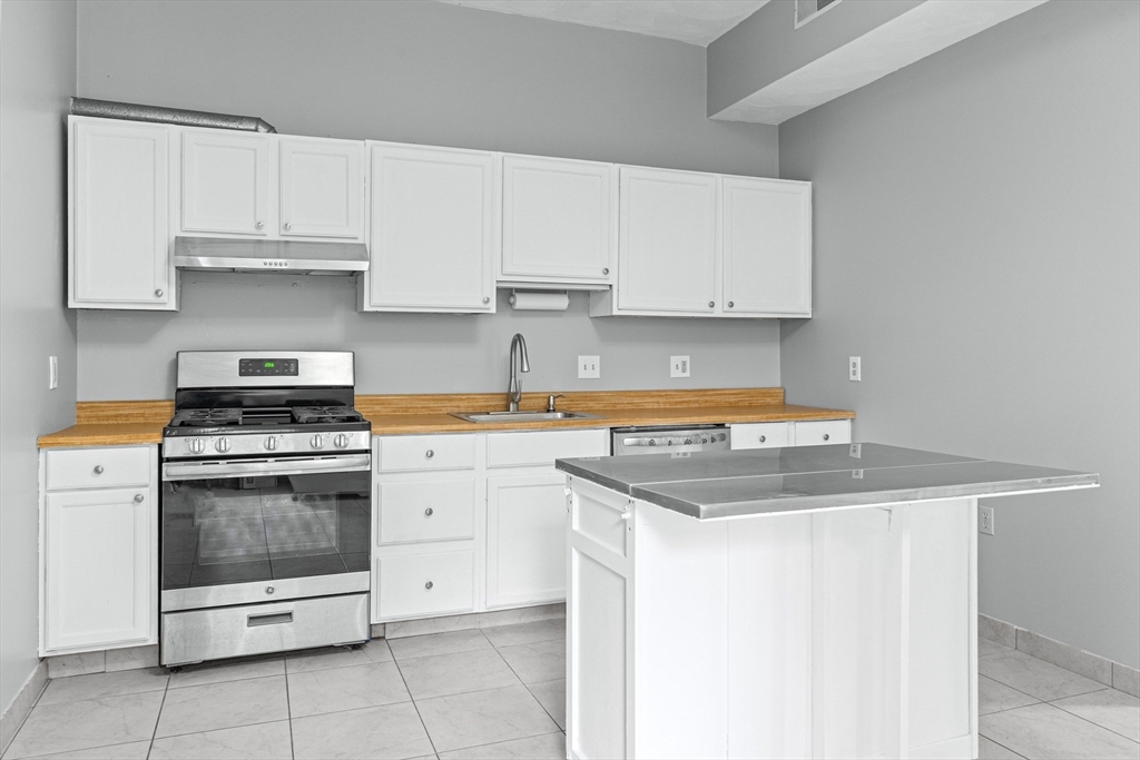 37 Munroe St, Somerville