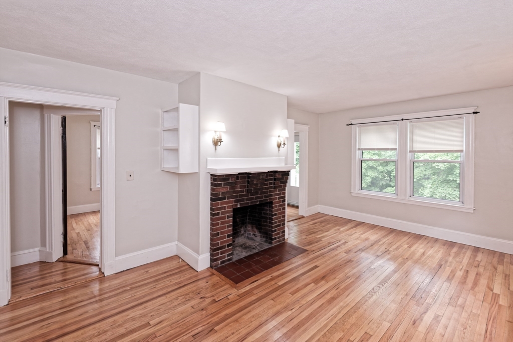 23-25 St James Ter, Newton