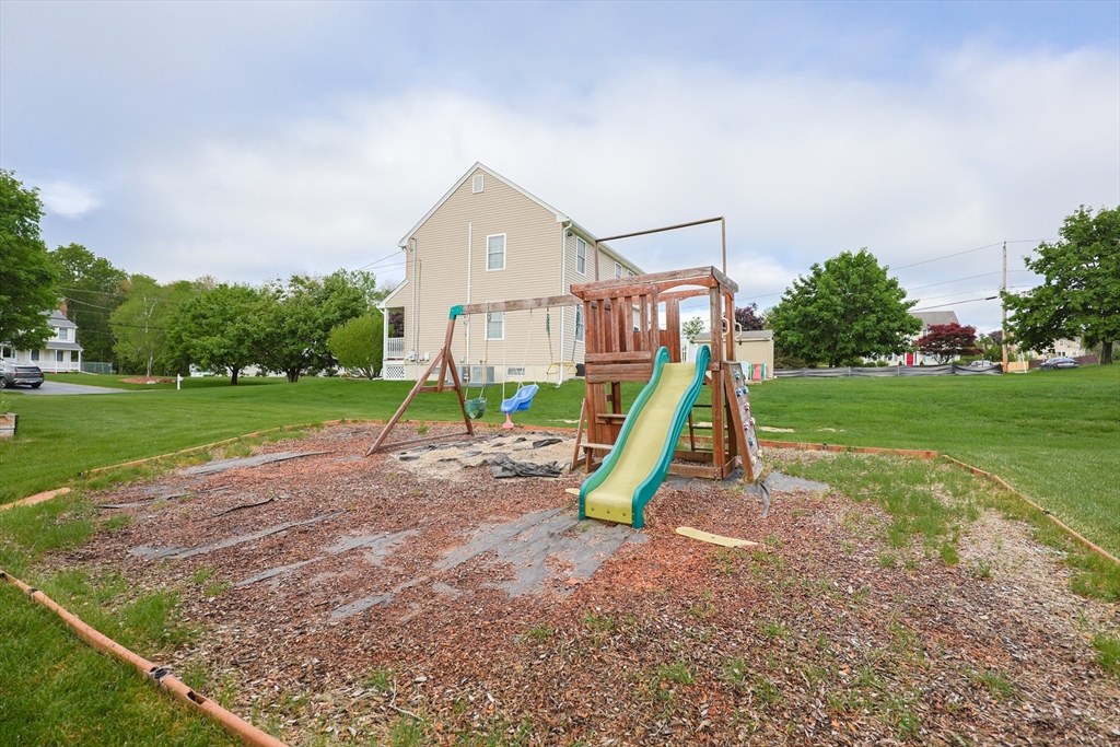 52 Galway Dr, North Attleboro