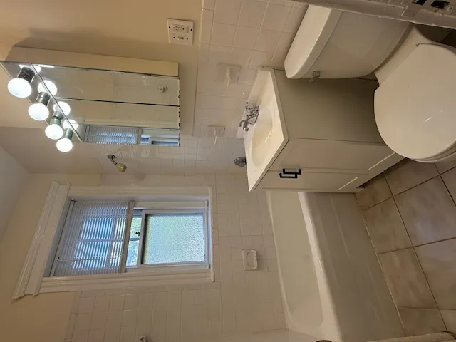 37 Wendell St, Baldwin