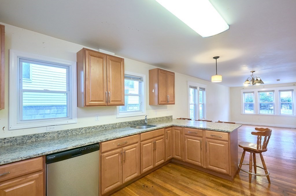 9 Mission St, Mission Hill