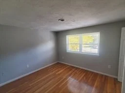 174 Pine St, Holbrook