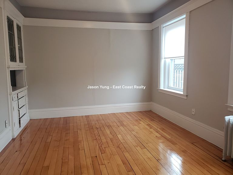 3 bed, 1 bath apartment for rent at 228 South St Unit 5A, Jamaica Plain — photo 9 of 18