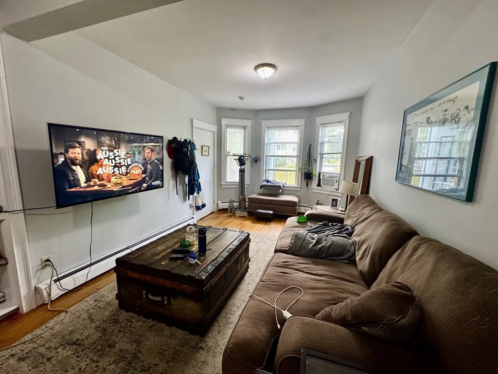 51 Montebello Rd, Jamaica Plain