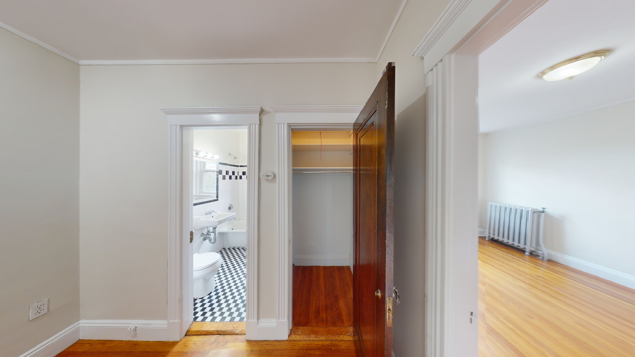 1940 Commonwealth Ave, Brighton