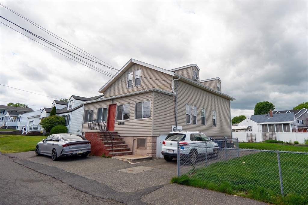 116 Derby Rd, Revere