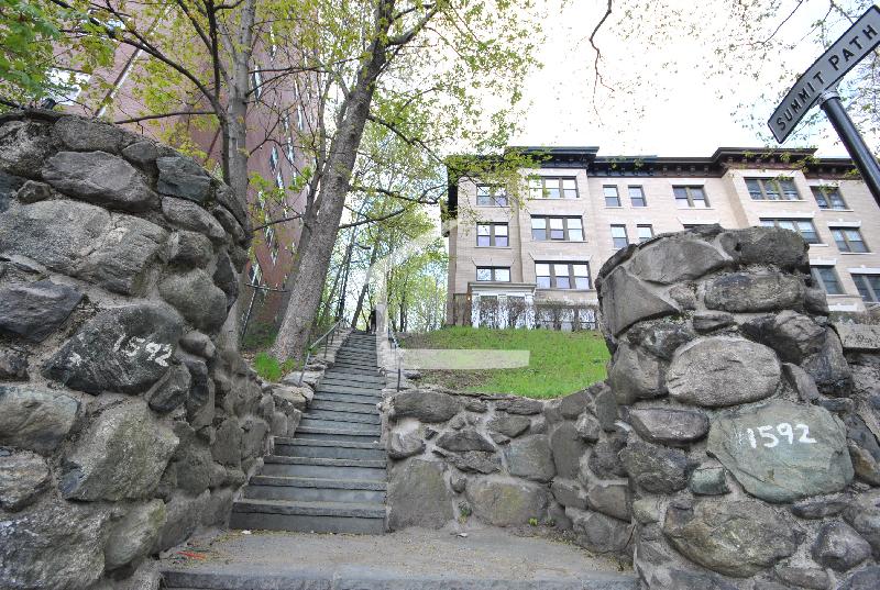 1592 Beacon St, Corey Hill