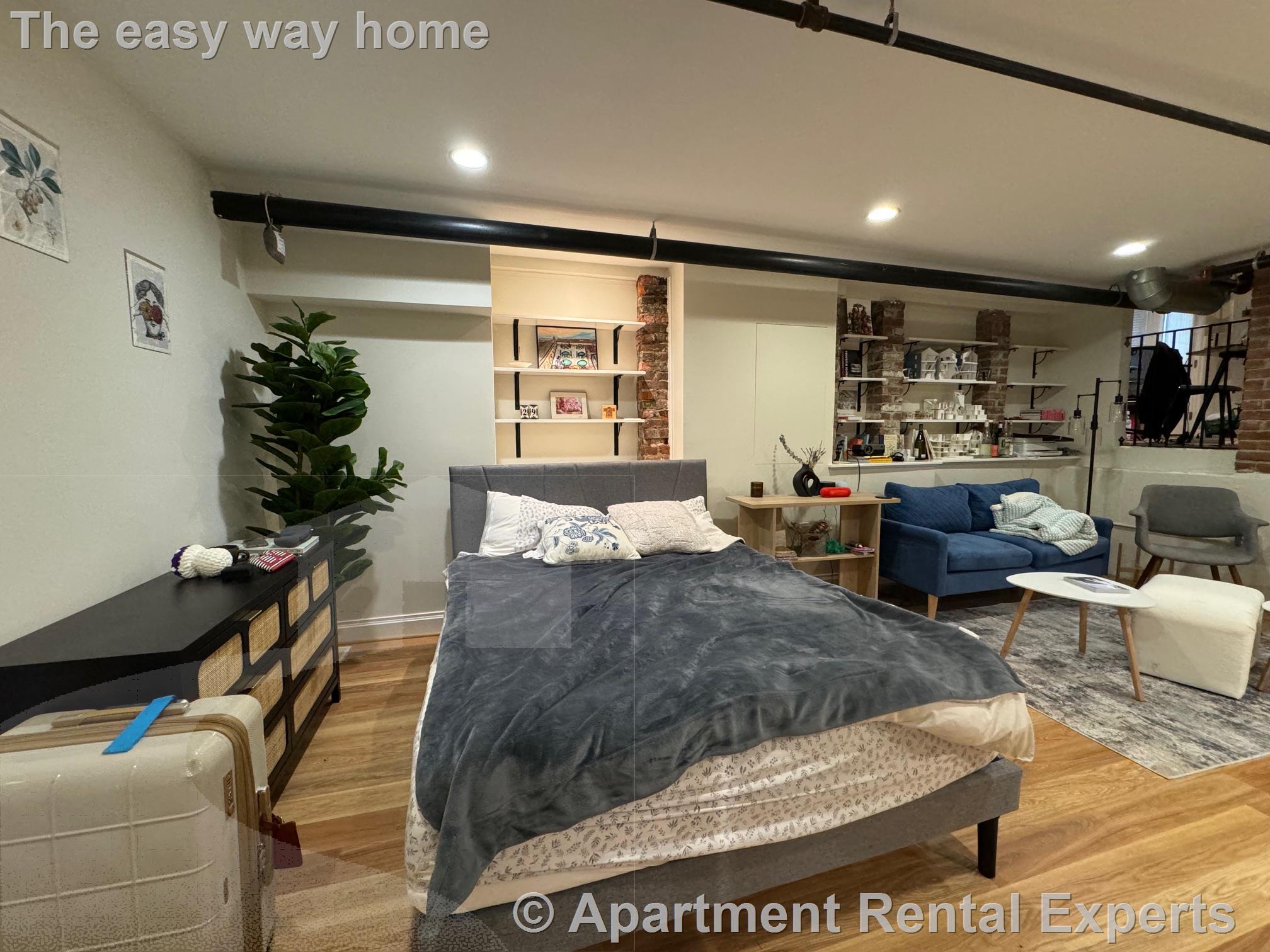 1110 Massachusetts Ave, Harvard Square