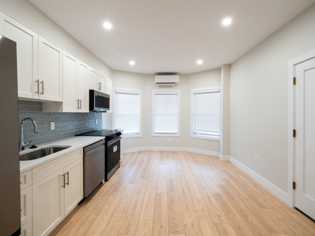 20 Winslow Rd, Coolidge Corner