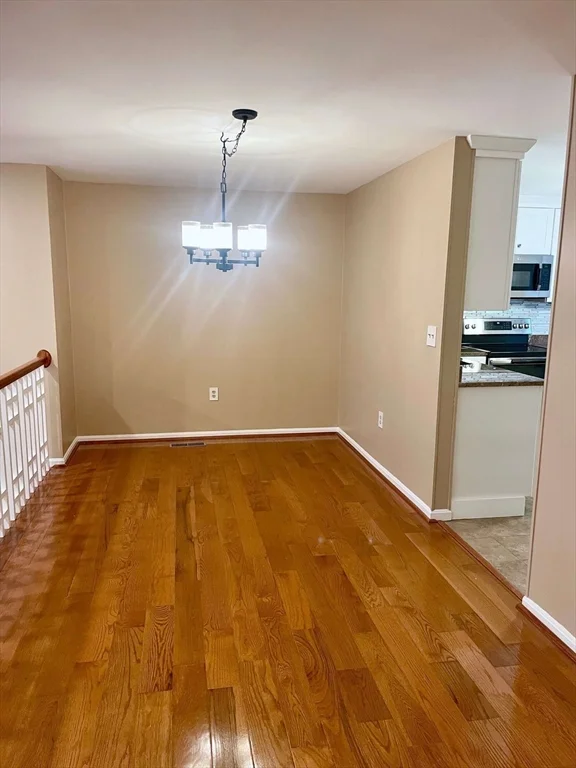 58 Heather Ct, Nashua