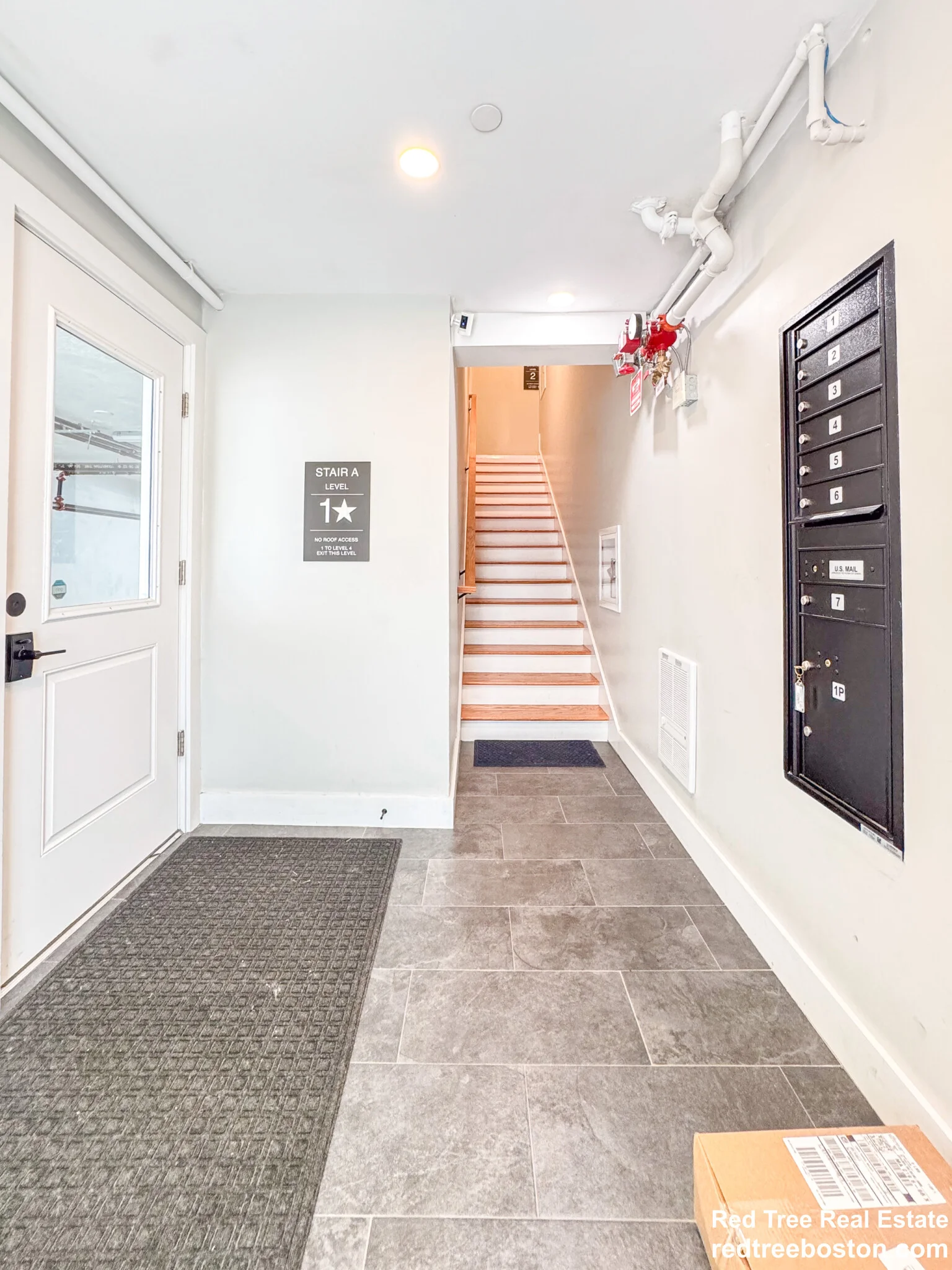 231 Maverick St, East Boston