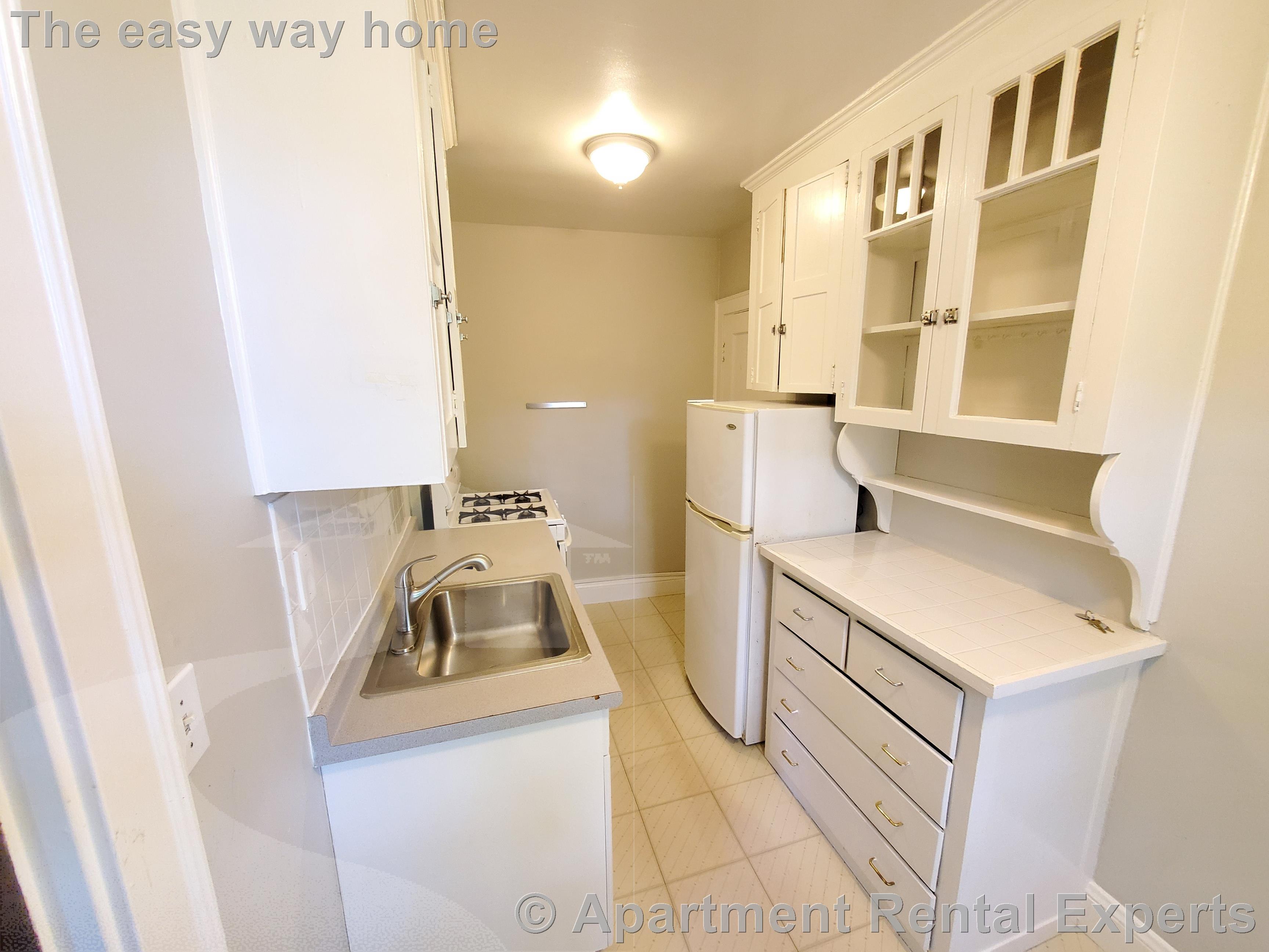 119 College Ave, Davis Square