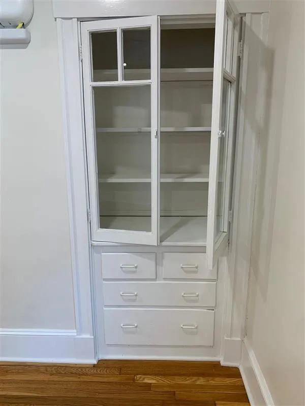 25 Laurel St, Arlington Heights