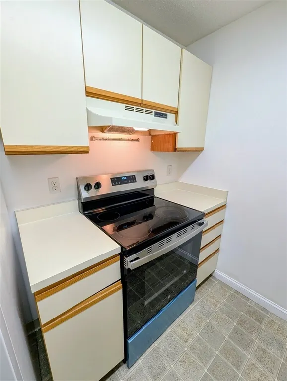 809 Franklin Crossing Rd, Franklin