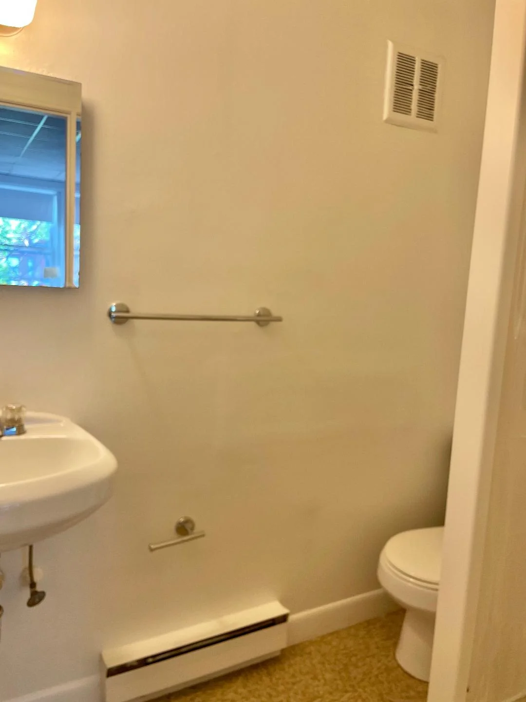 854 Beacon St, Fenway