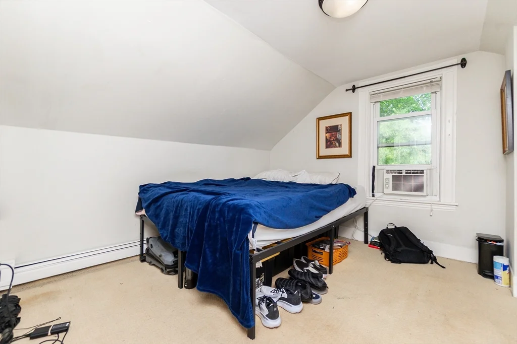214R Harvard St, Central Square