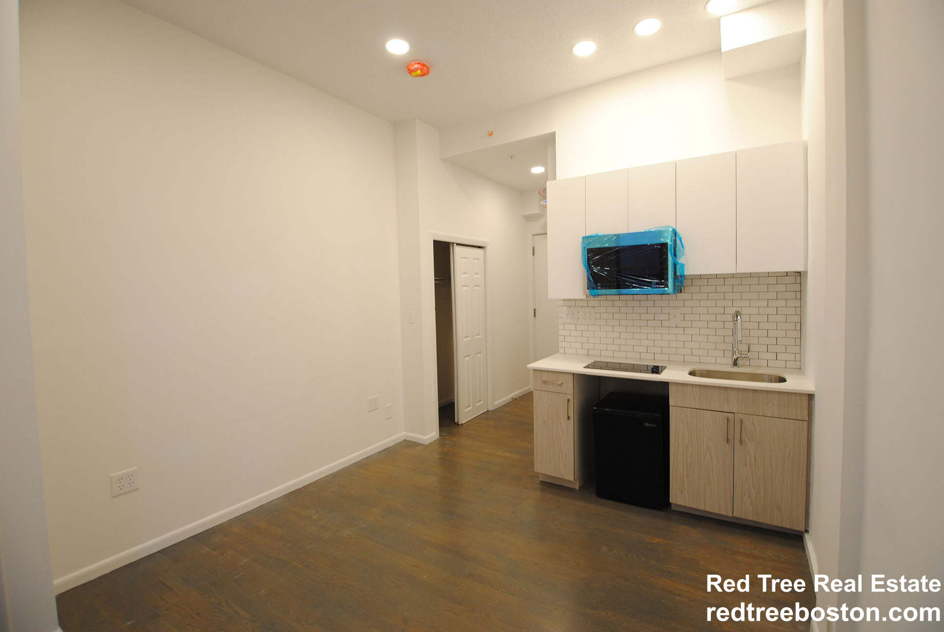 270 Newbury St, Back Bay