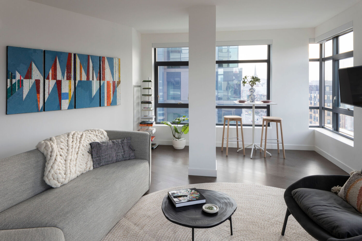 1 bed, 1 bath apartment for rent at 770 Beacon St Unit B2-912, Fenway — photo 3 of 17