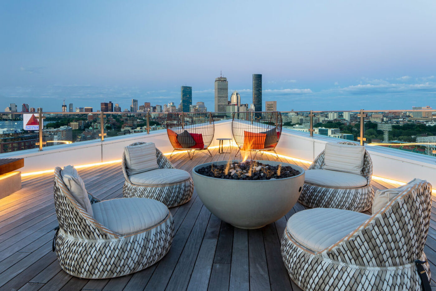 1 bed, 1 bath apartment for rent at 770 Beacon St Unit B2-912, Fenway — photo 8 of 17