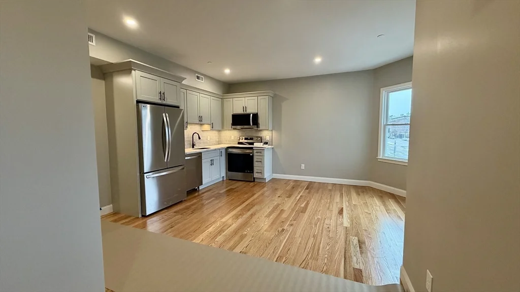 663 Columbia Rd, Dorchester