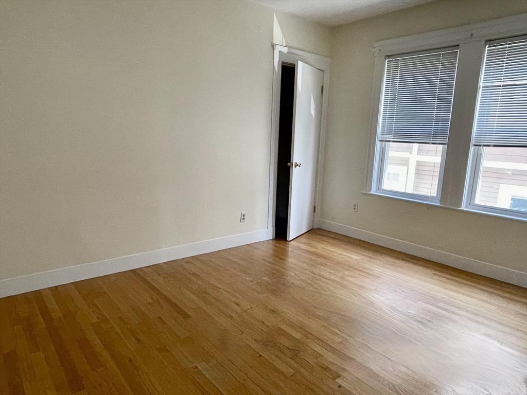 443 Broadway, South Medford