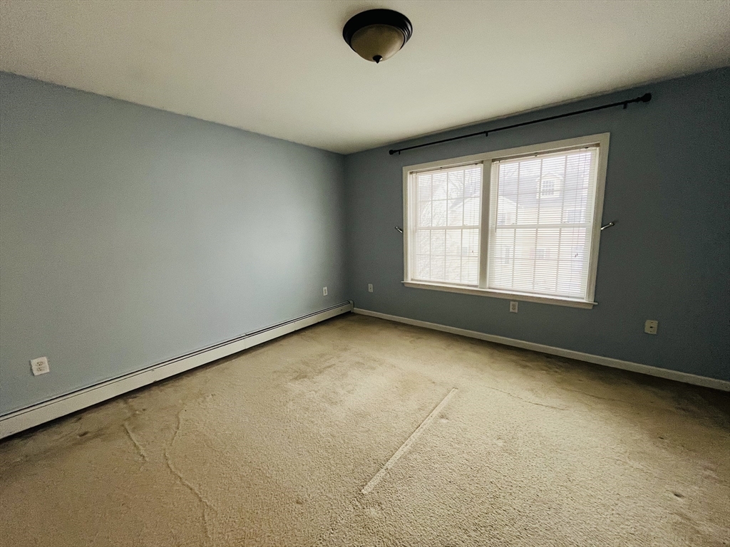 37 Glen Ave, Chelmsford