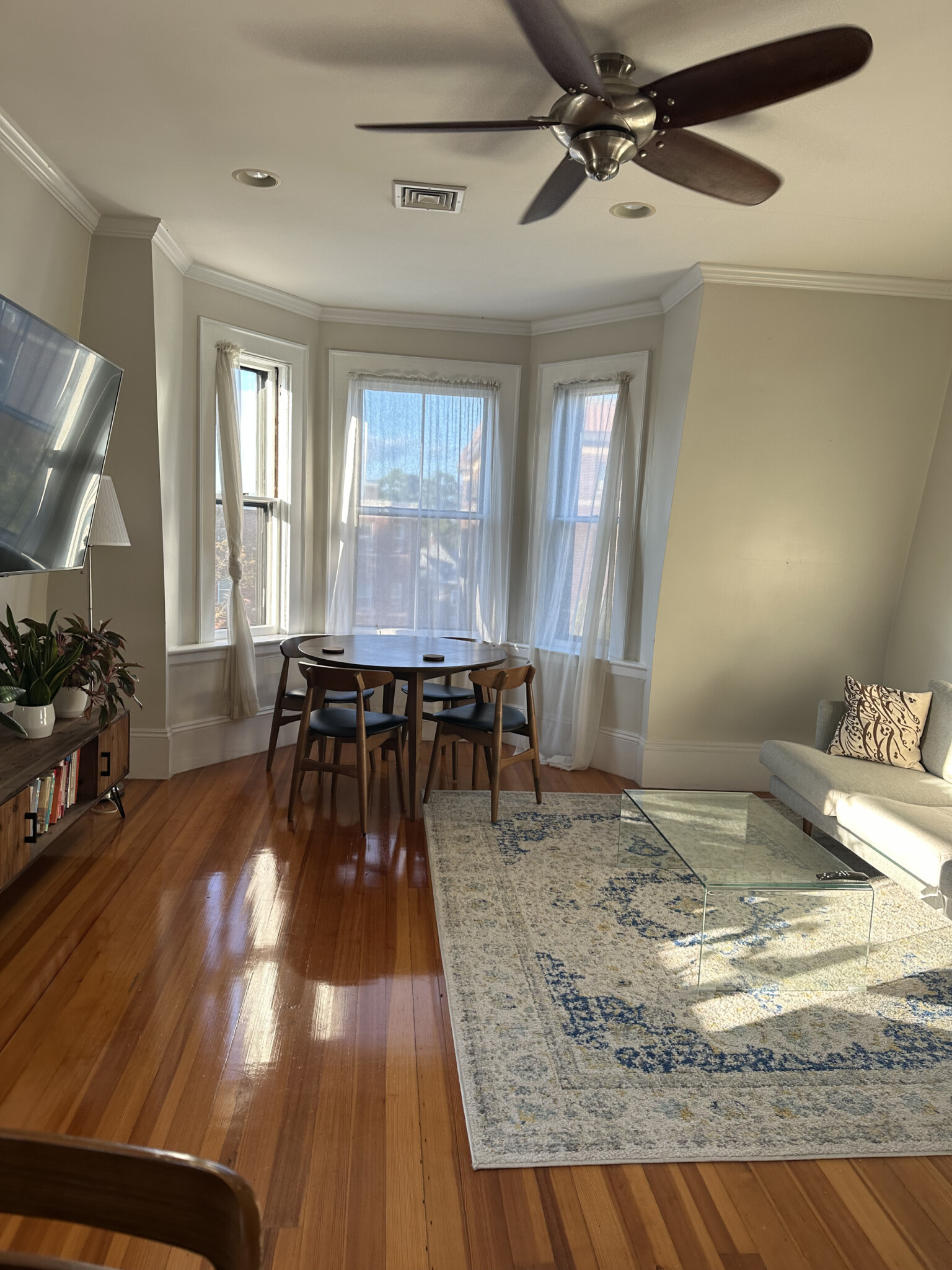 400 Broadway, Winter Hill