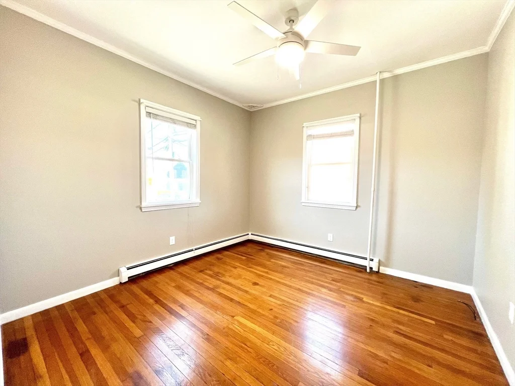 6 Holland St, Winchester