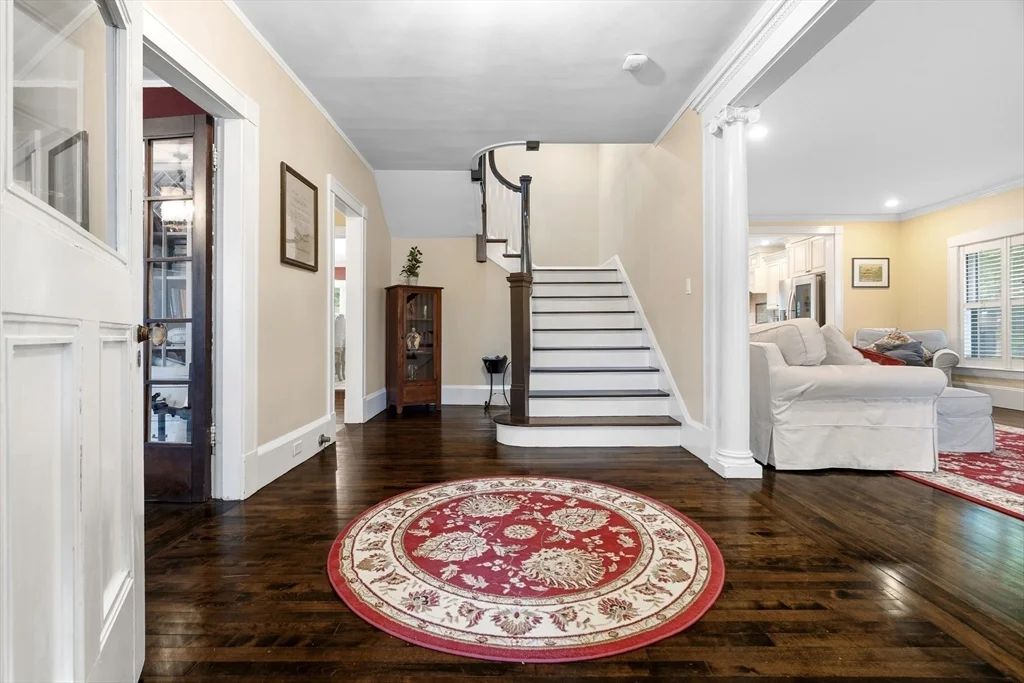 21 Clover St, Belmont