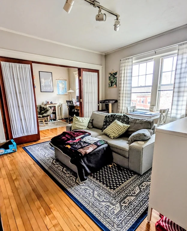 176 Winthrop Rd, Washington Square