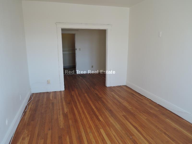 1810 Commonwealth Ave, Brighton