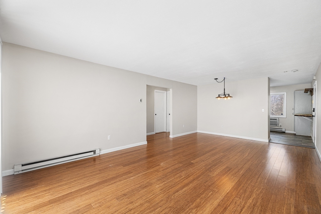 121 Bailey, Worcester