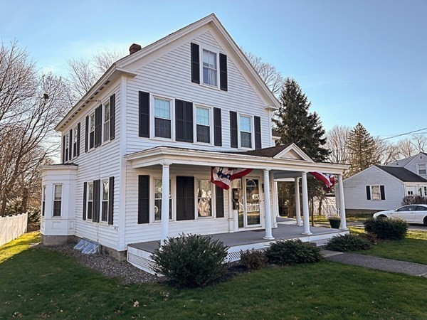 63 Maple Ave, Shrewsbury
