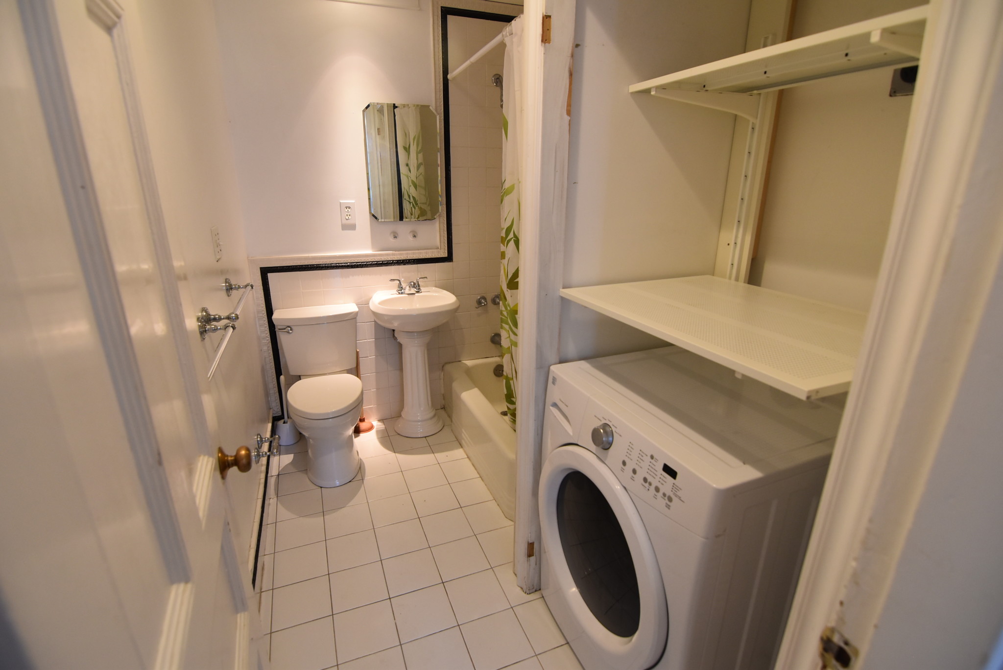 869 Beacon St, Fenway