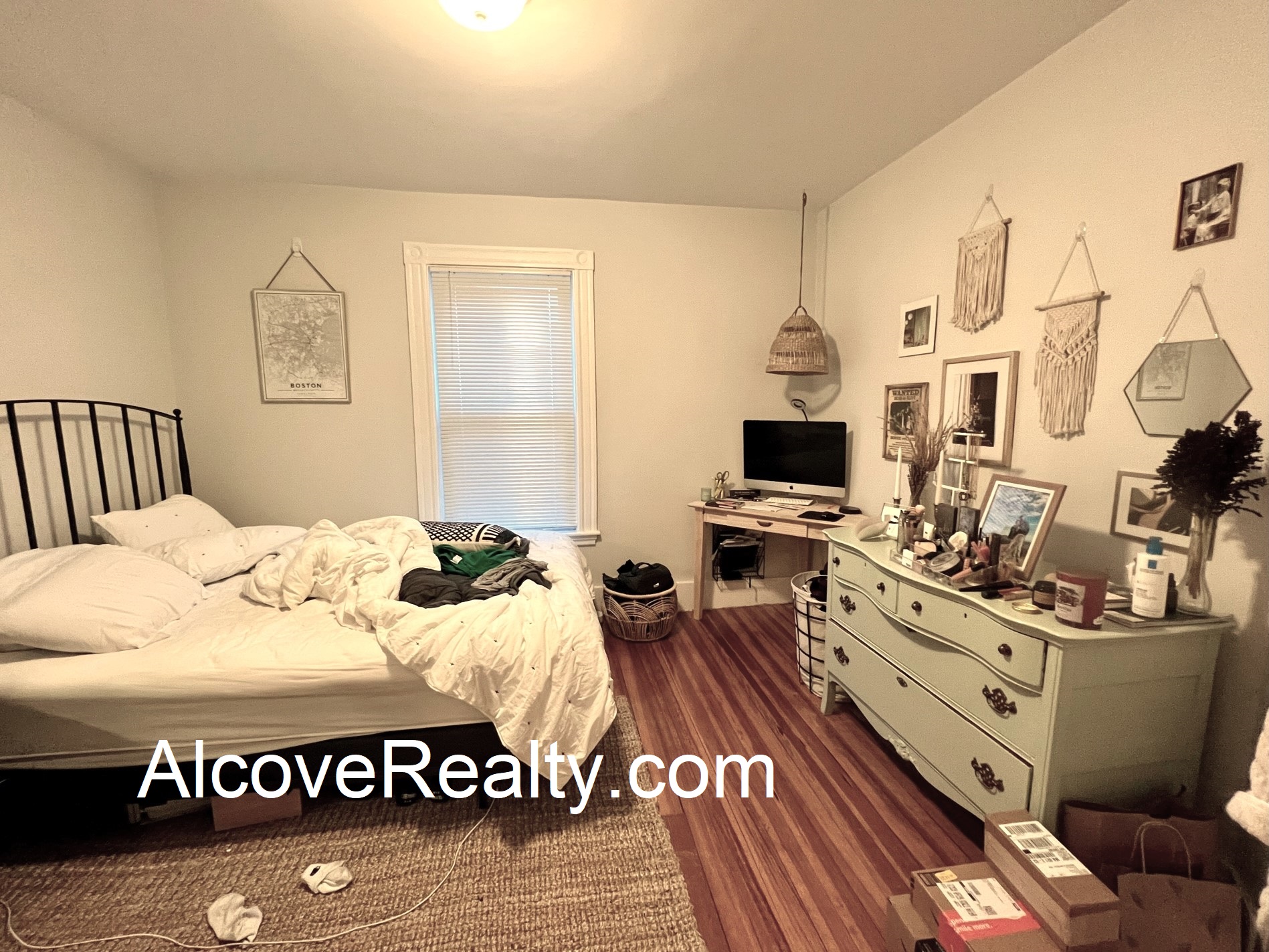 69 Raymond Ave, West Somerville