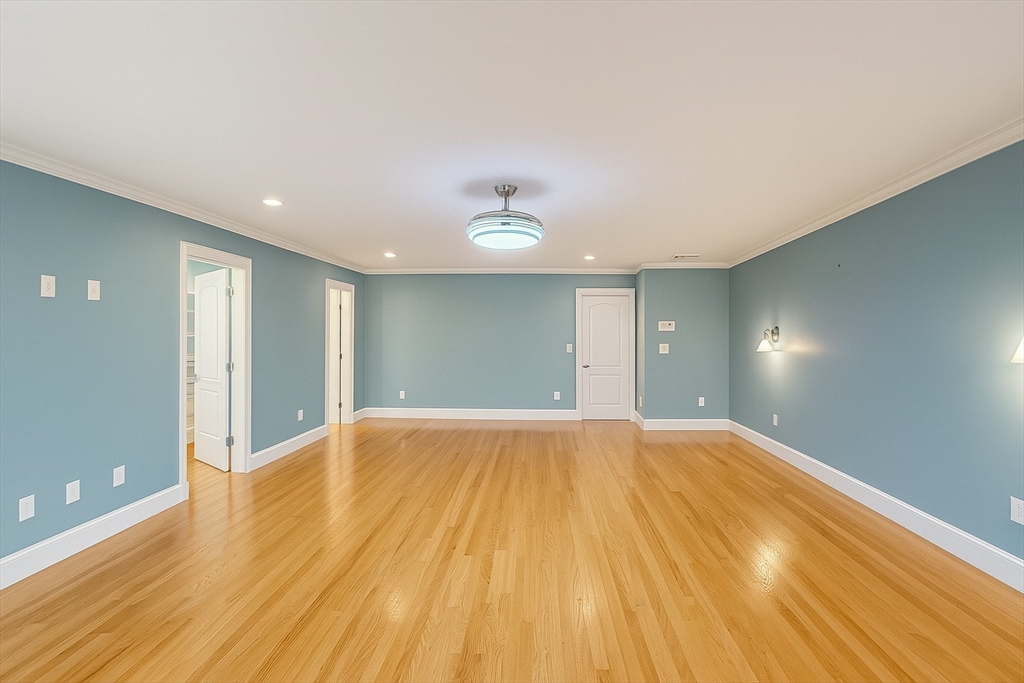 3 Myrna Rd, Lexington