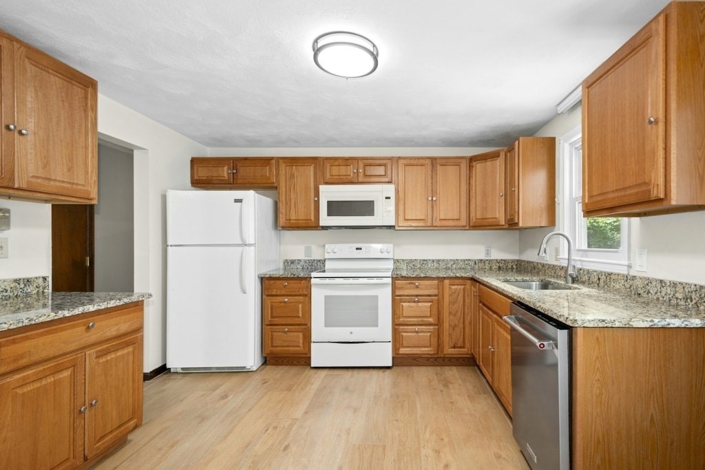 11 Minuteman Way, Shrewsbury