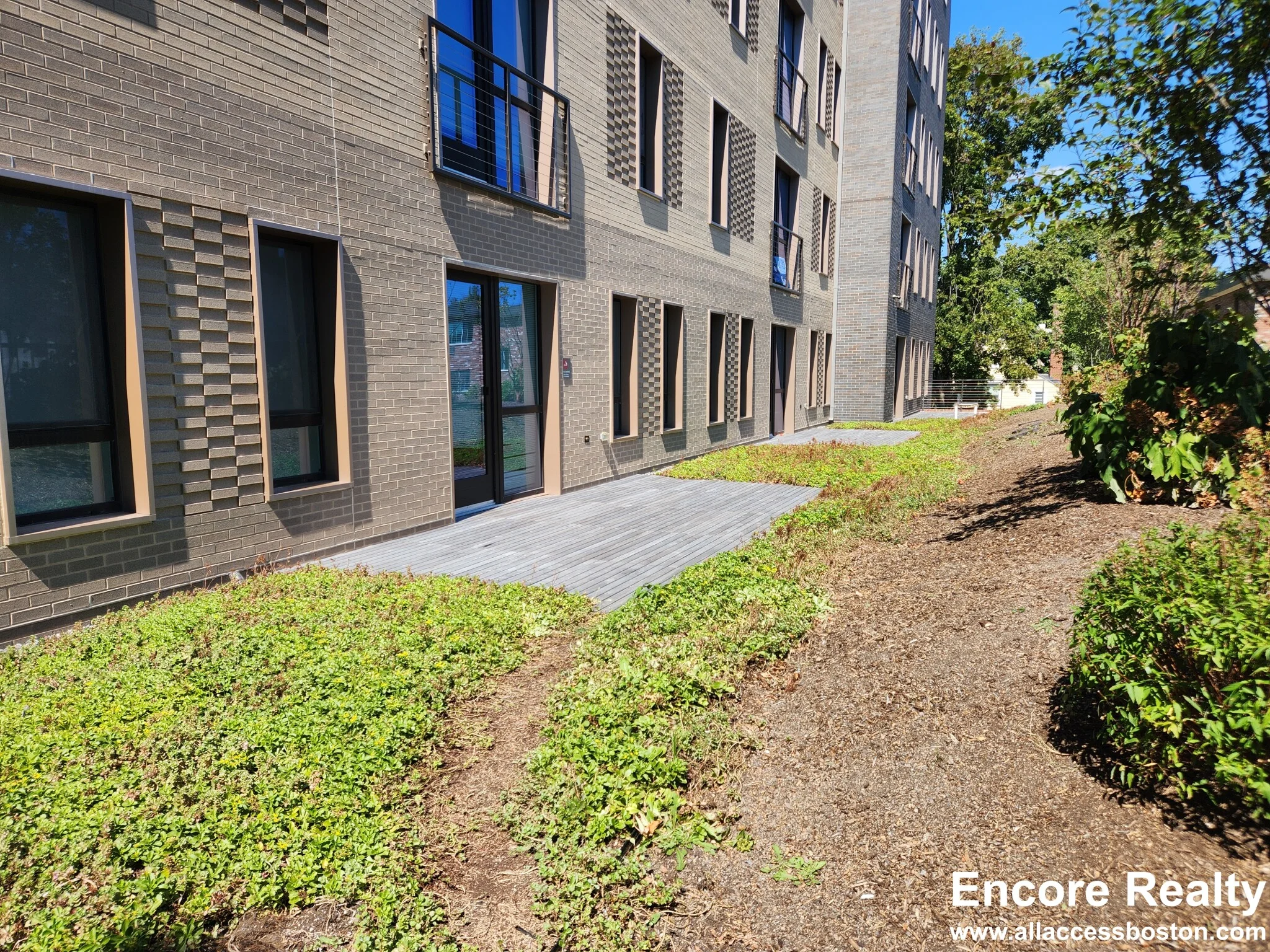 55 Brighton Ave, Allston