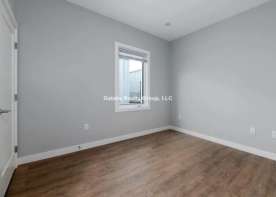 44 Union Sq, Prospect Hill