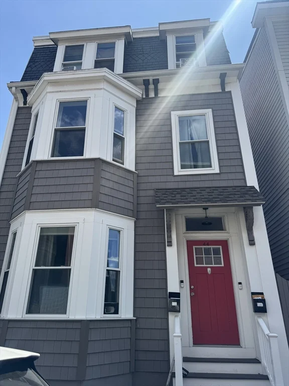 44 L St, South Boston