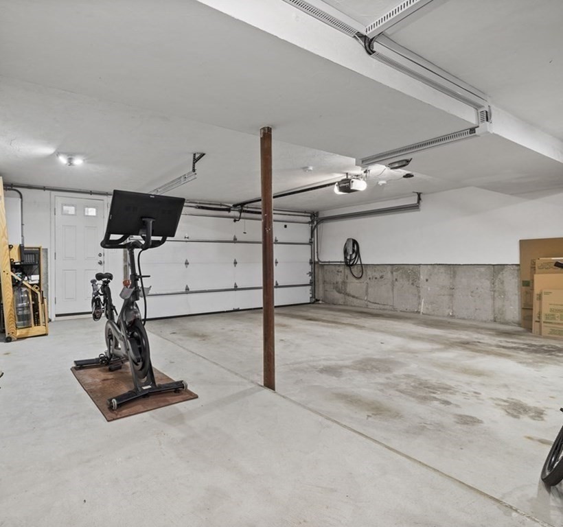 162 Massasoit, Waltham