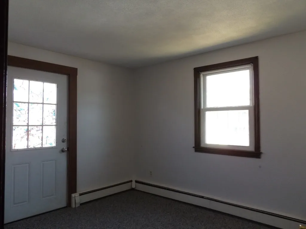 28 Greenwich St, Attleboro