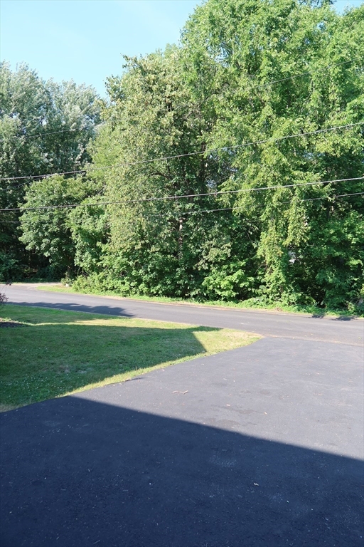 15 Melcher St, Plainville