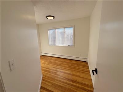 88 Cleveland Ave, Everett